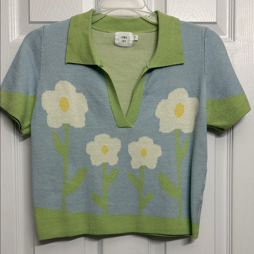 Floral Knit Polo Top in Blue and Green